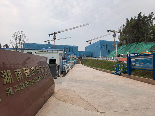 塔吊出租至建工集團(tuán)湘江創(chuàng)新港項(xiàng)目 塔吊出租至建工集團(tuán)湘江創(chuàng)新港項(xiàng)目